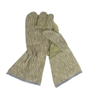 East German Strichtarn 3-Finger Gloves